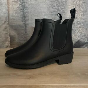 Emu Australia women’s size 8